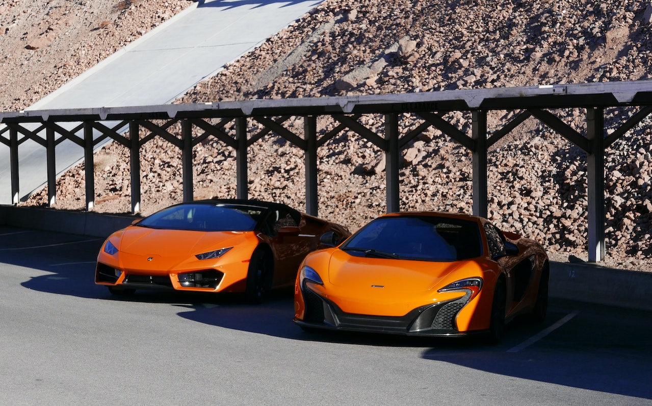 Lamborghini Hurracan und McLaren
